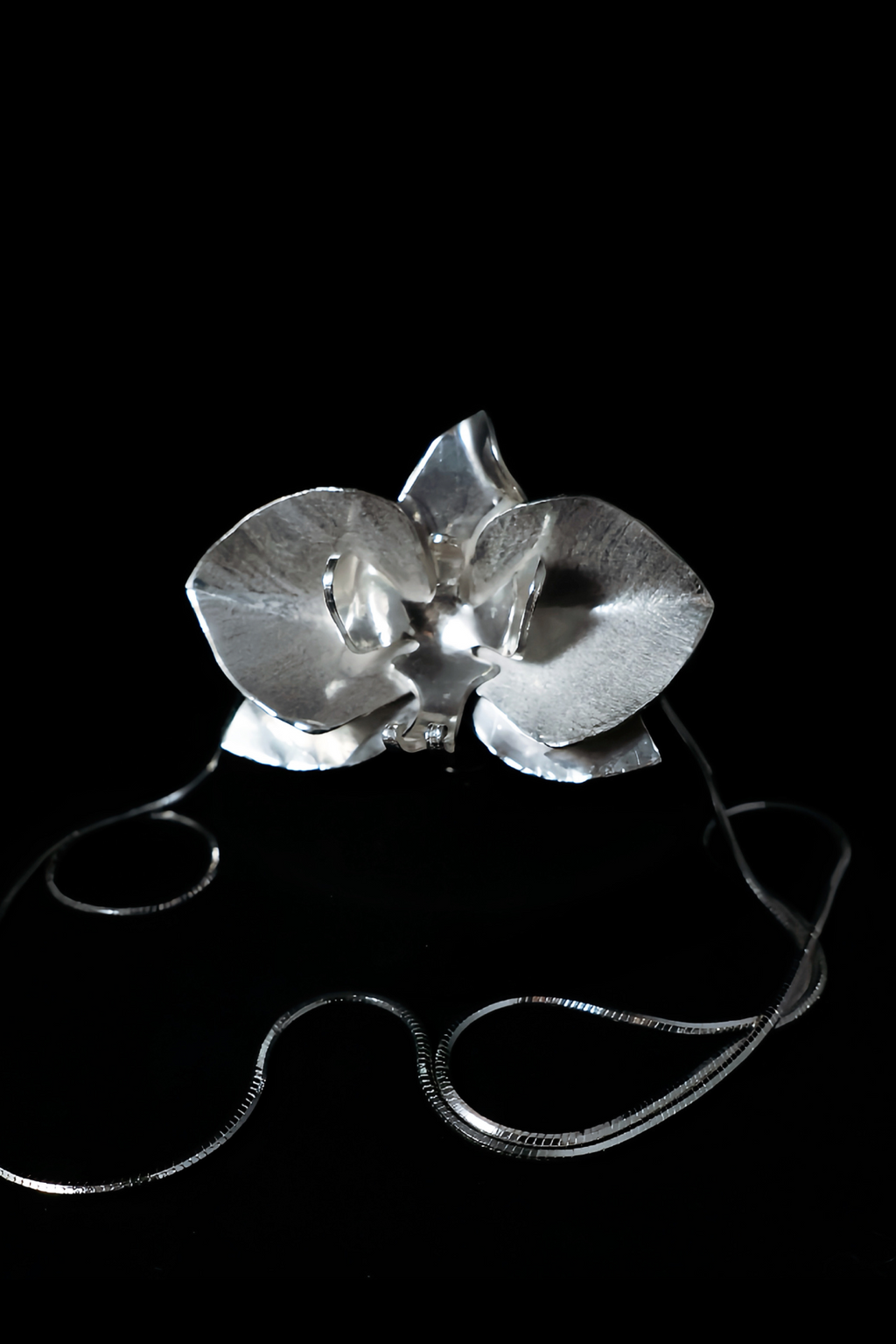 Orchid Long Necklace